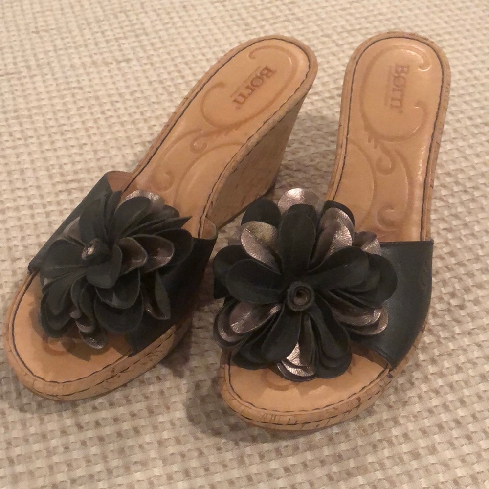 Born heels “brownish gold color”